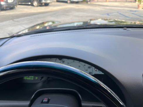 Used 2002 Ford Thunderbird UNAVAIL RWD image 31