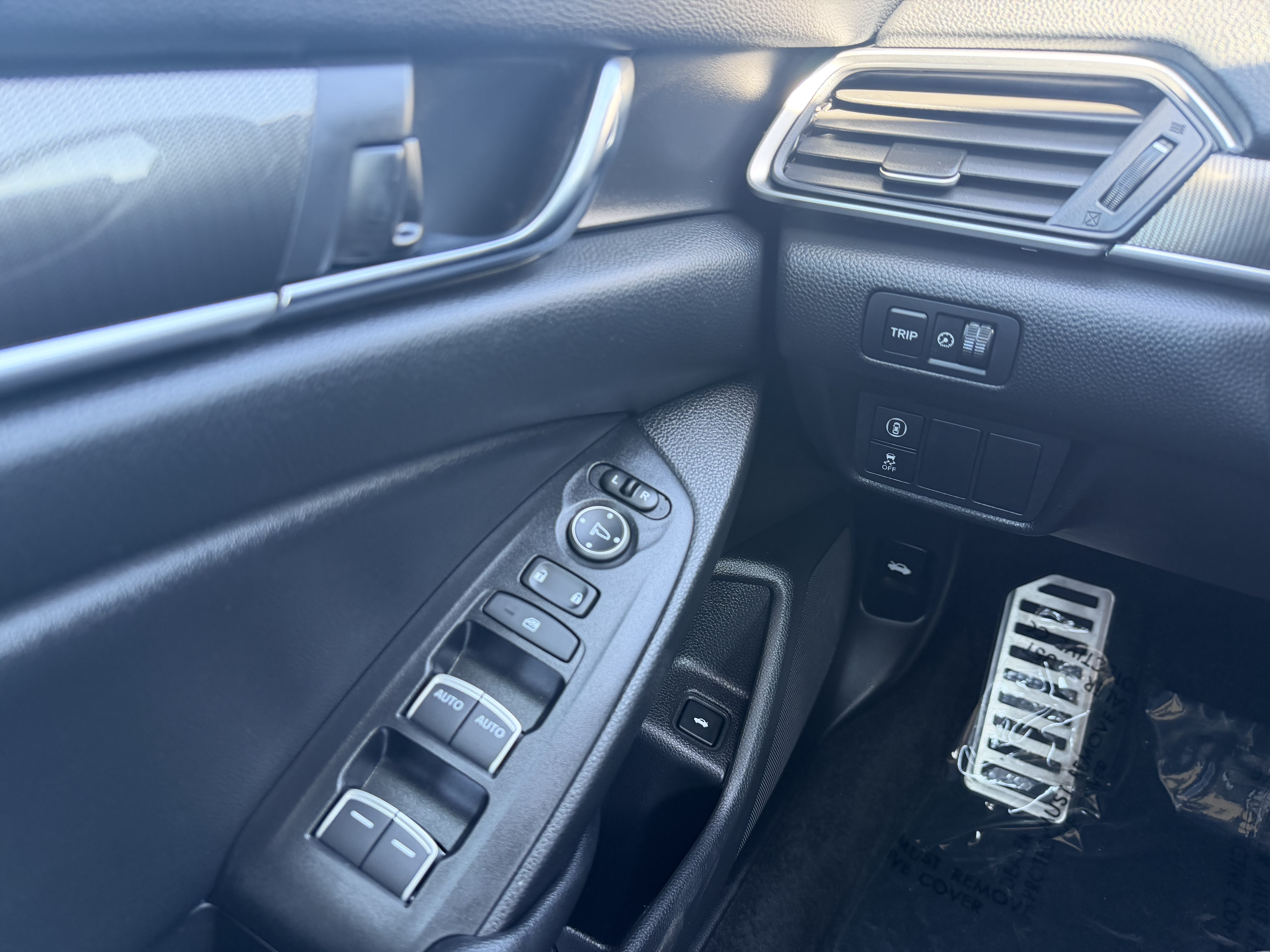 Used 2021 Honda Accord 1.5T Sport Special Edition image 15