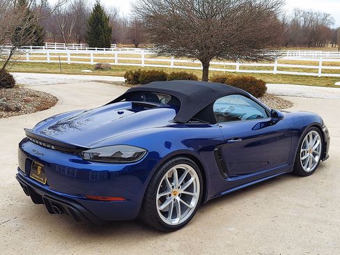 Used 2020 Porsche 718 Boxster Spyder image 8
