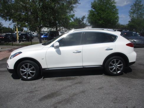 Used 2017 INFINITI QX50 AWD image 1