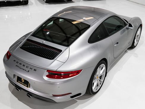 Used 2019 Porsche 911 Carrera S Coupe RWD image 22