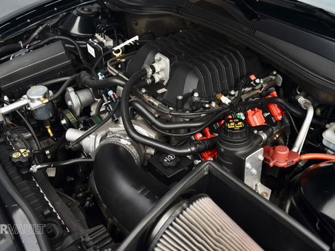 Used 2010 Chevrolet Camaro SS image 17