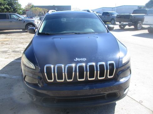 Used 2016 Jeep Cherokee Latitude image 7