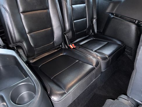 Used 2019 Ford Explorer FWD Limited image 89