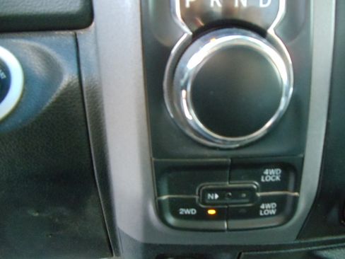 Used 2014 RAM 1500 Tradesman image 21