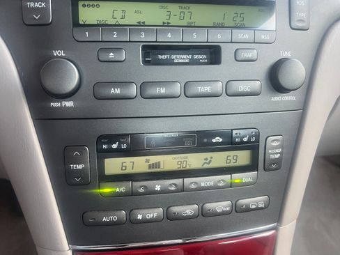 Used 2004 Lexus ES 330 image 15