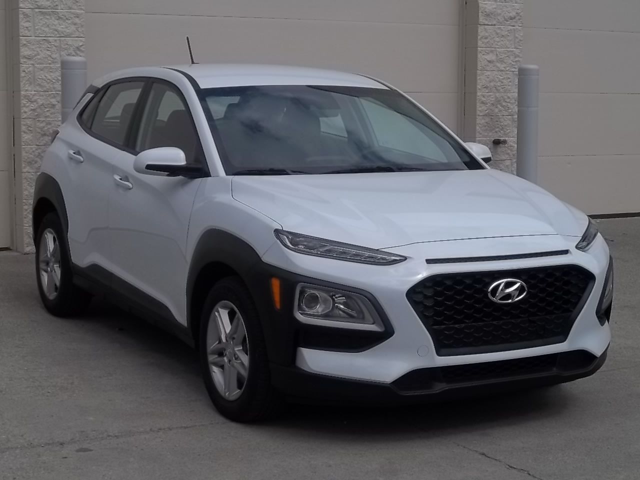 Used 2021 Hyundai Kona AWD SE image 3