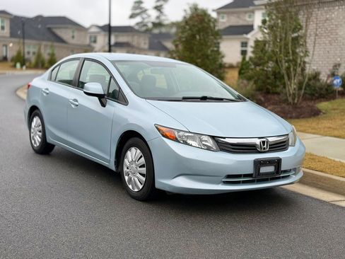 Used 2012 Honda Civic LX image 2