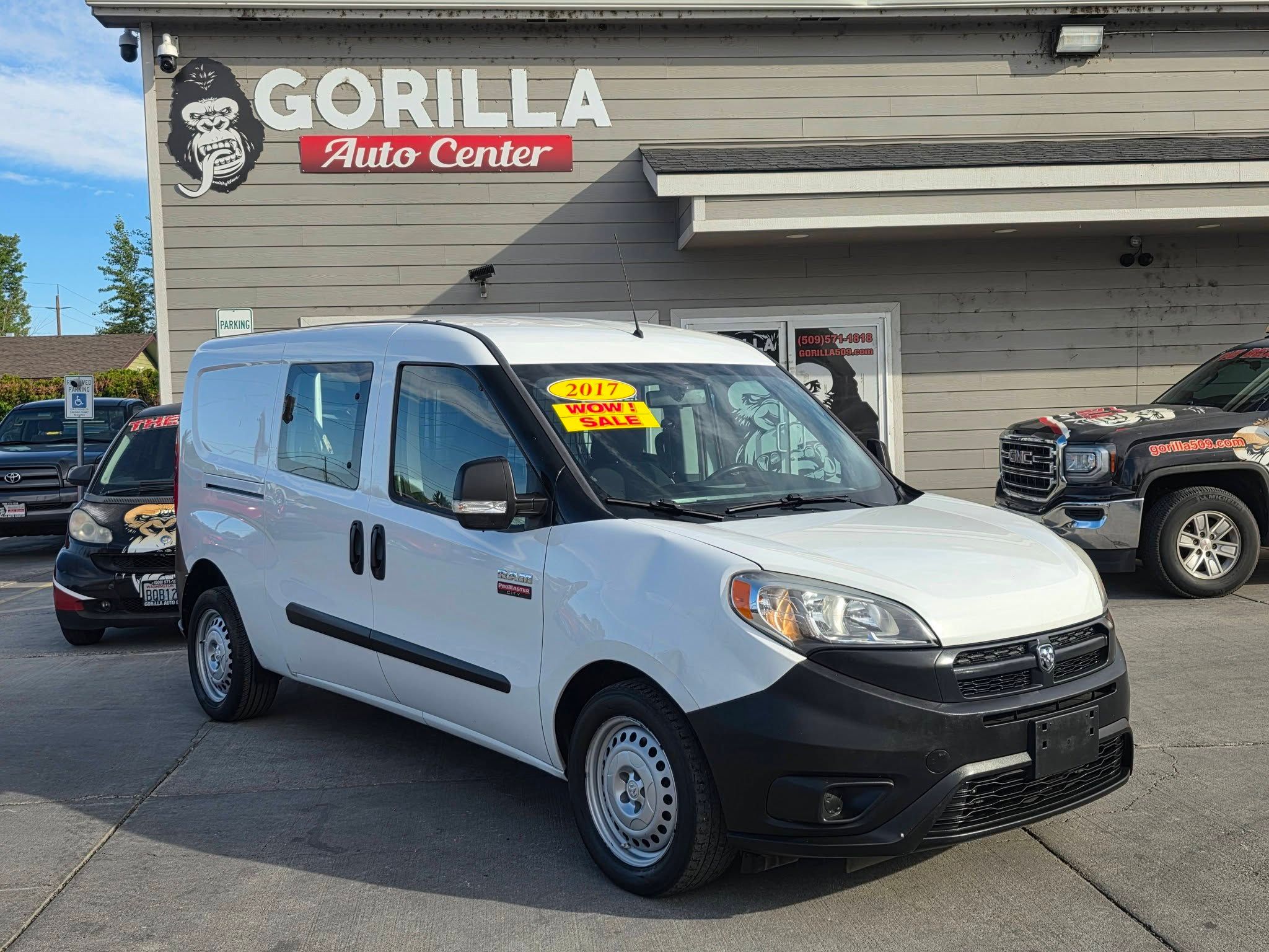Used 2017 RAM ProMaster City Wagon FWD image 1