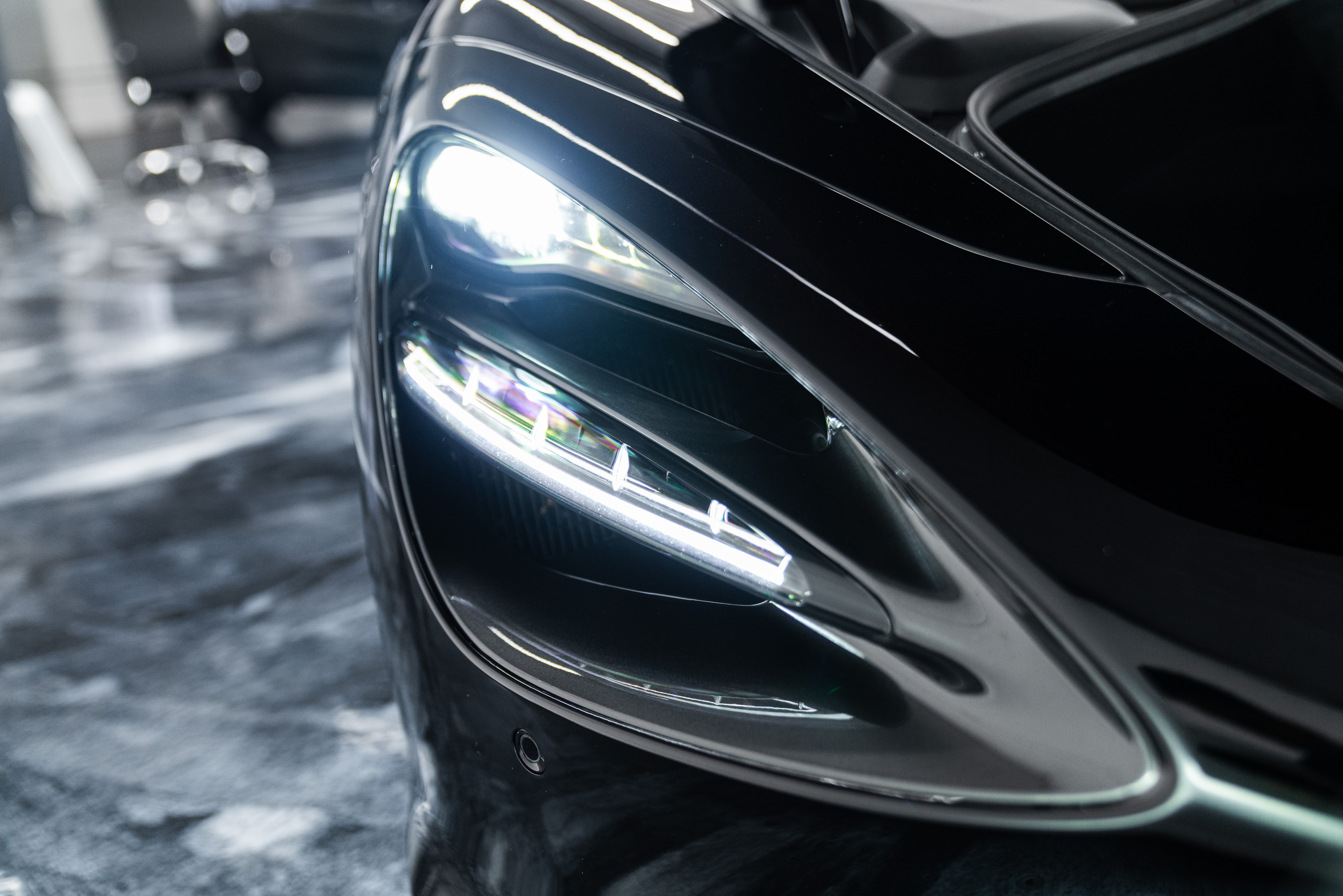 Used 2021 McLaren 720S Performance RWD image 40