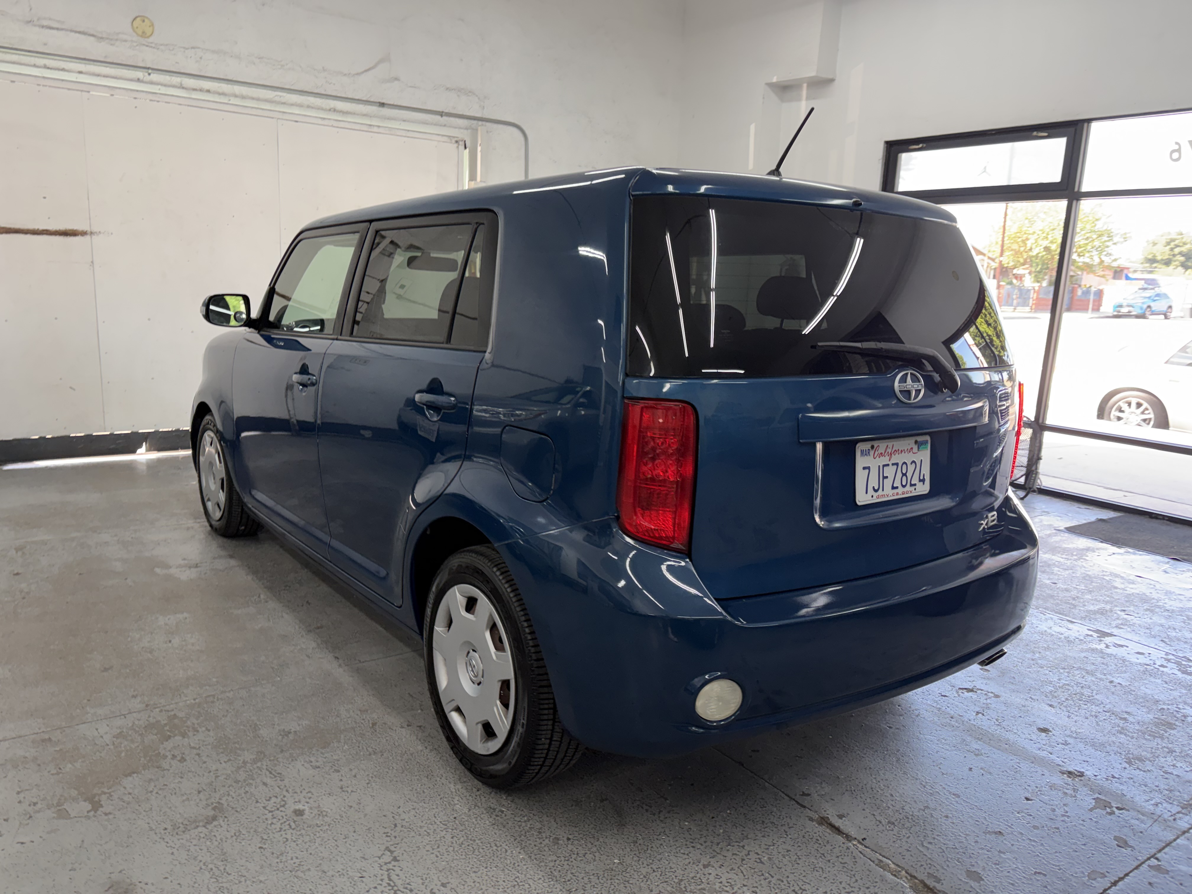 Used 2010 Scion xB UNAVAIL FWD image 6