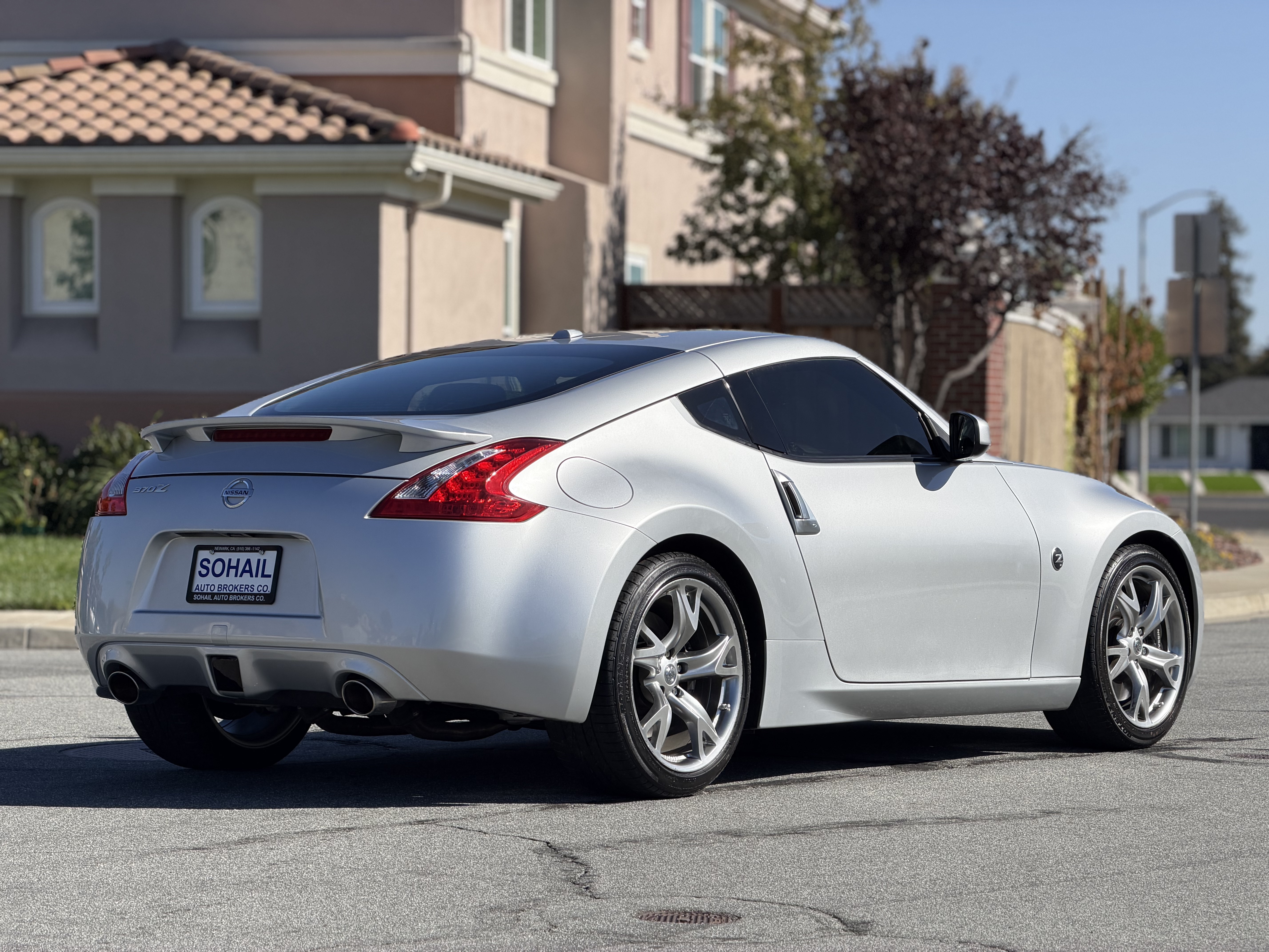 Used 2009 Nissan 370Z Coupe RWD image 7