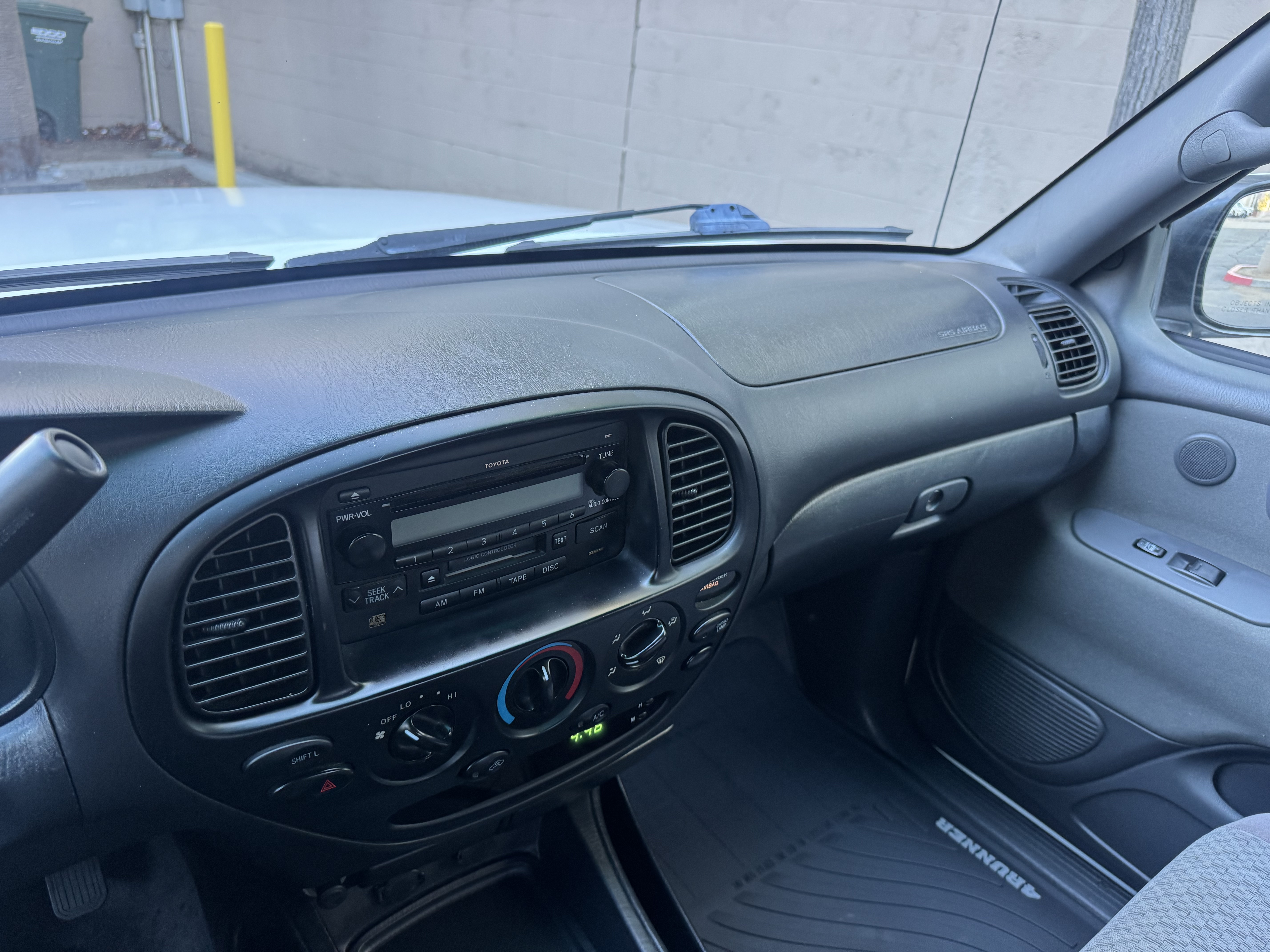 Used 2006 Toyota Tundra w/ TRD Off-Road Package RWD image 36