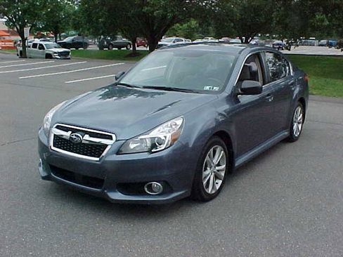 Used 2014 Subaru Legacy 2.5i image 4