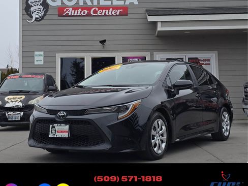 Used 2022 Toyota Corolla LE image 3