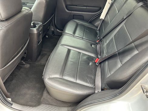 Used 2010 Ford Escape Limited image 6