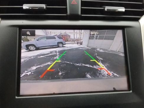 Used 2015 Ford Fusion SE image 21