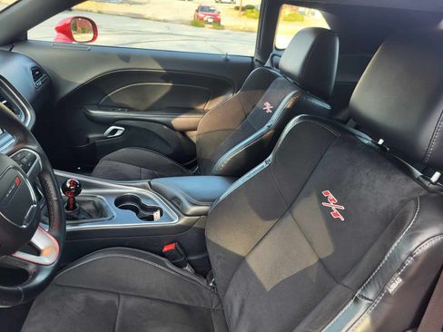 Used 2015 Dodge Challenger R/T Scat Pack image 12