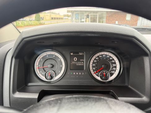 Used 2016 RAM 3500 Tradesman image 9