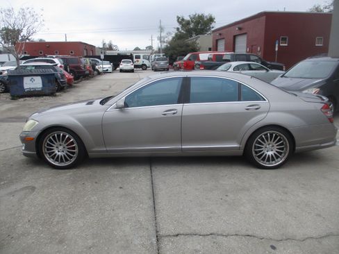 Used 2007 Mercedes-Benz S 550 image 1