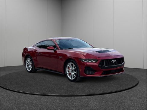 Used 2024 Ford Mustang GT Premium image 1