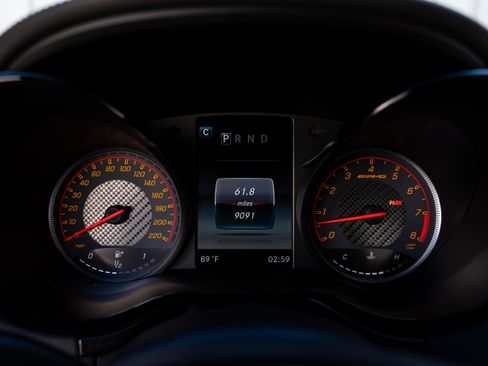 Used 2018 Mercedes-Benz AMG GT R image 14