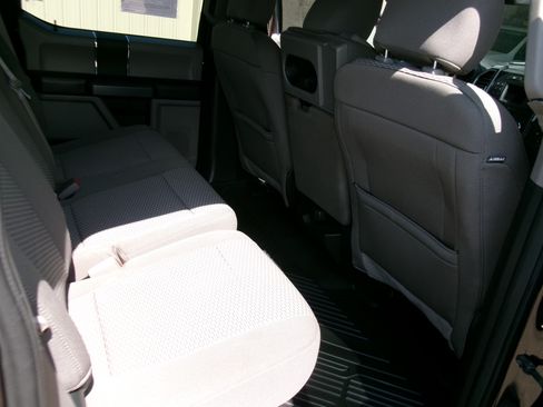 Used 2018 Ford F150 XLT image 7