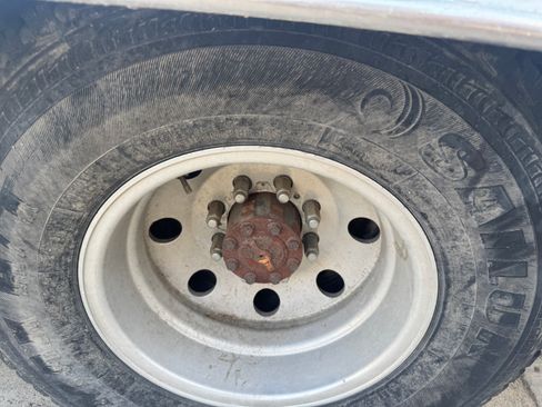 Used 2003 Ford F350 image 9