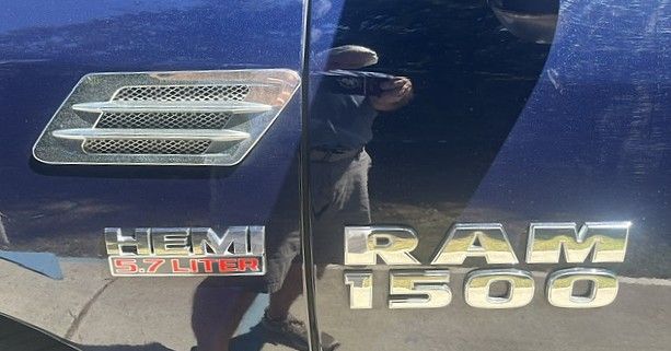 Used 2015 RAM 1500 2WD Crew Cab Sport image 15