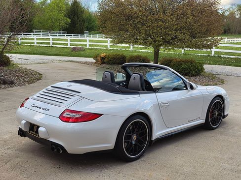 Used 2012 Porsche 911 Carrera GTS Cabriolet RWD image 30
