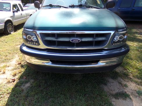 Used 1998 Ford F150 XL image 2