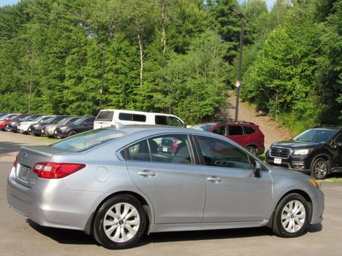 Used 2016 Subaru Legacy 2.5i Premium AWD/4WD image 12