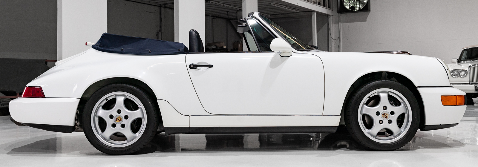 Used 1993 Porsche 911 Carrera Cabriolet RWD image 16