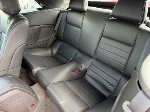Used 2014 Ford Mustang Premium image 13
