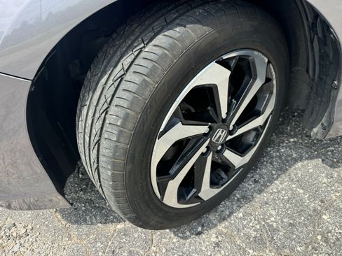 Used 2016 Honda Accord EX-L Sedan image 19