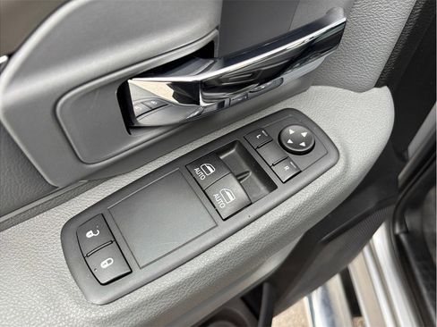 Used 2020 RAM 1500 Tradesman image 18