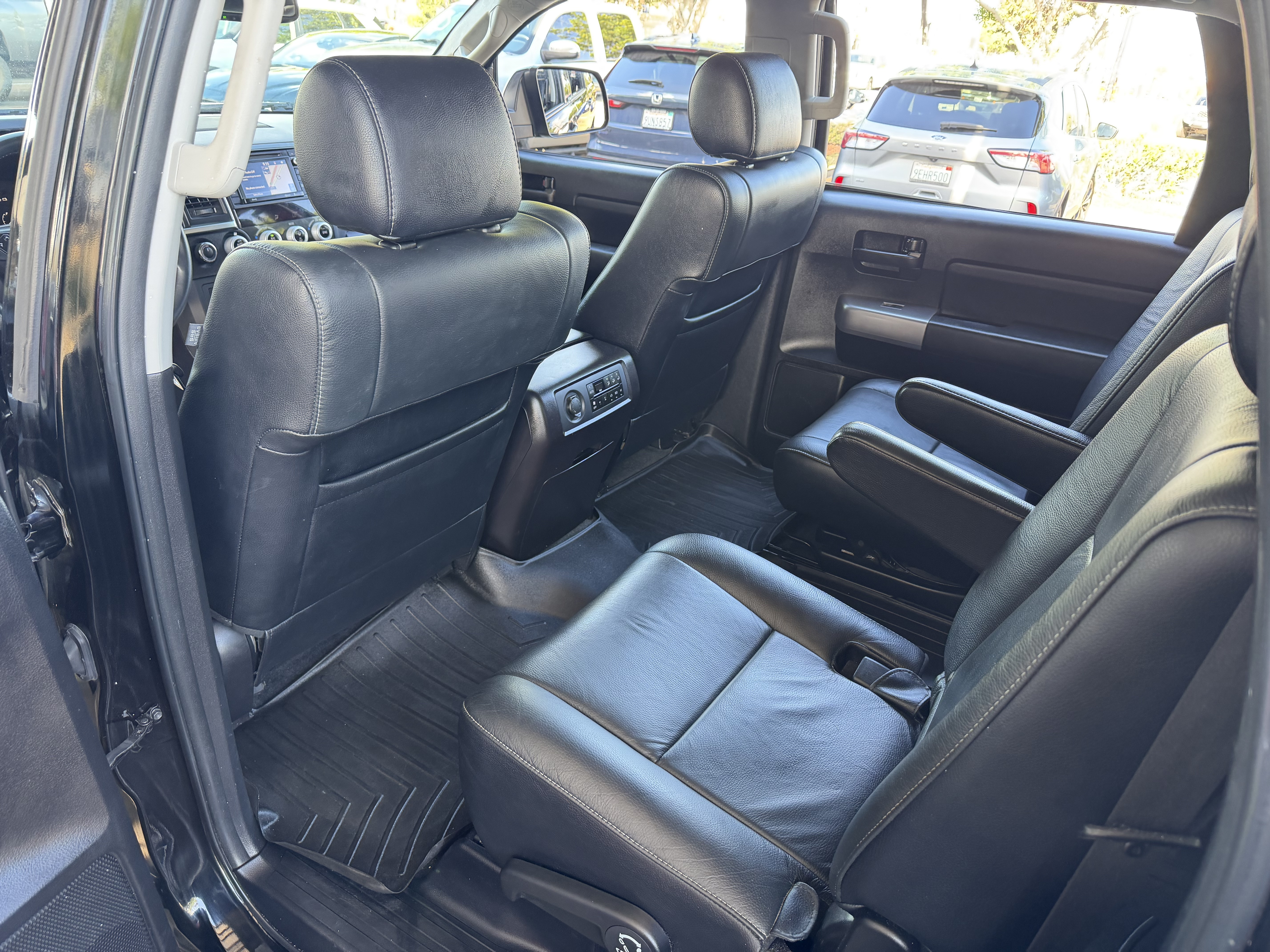 Used 2018 Toyota Sequoia TRD Sport AWD/4WD image 21