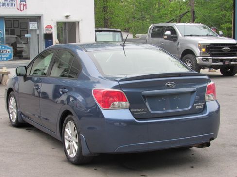 Used 2012 Subaru Impreza 2.0i Premium Sedan AWD/4WD image 5