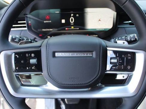 New 2025 Land Rover Range Rover Autobiography image 14