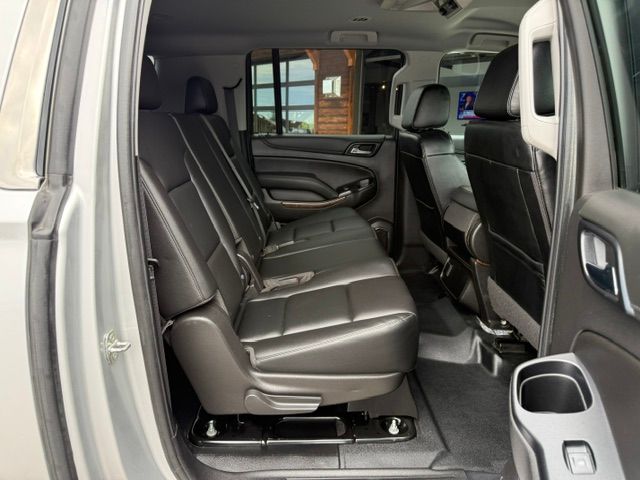 Used 2020 Chevrolet Suburban 4WD image 20