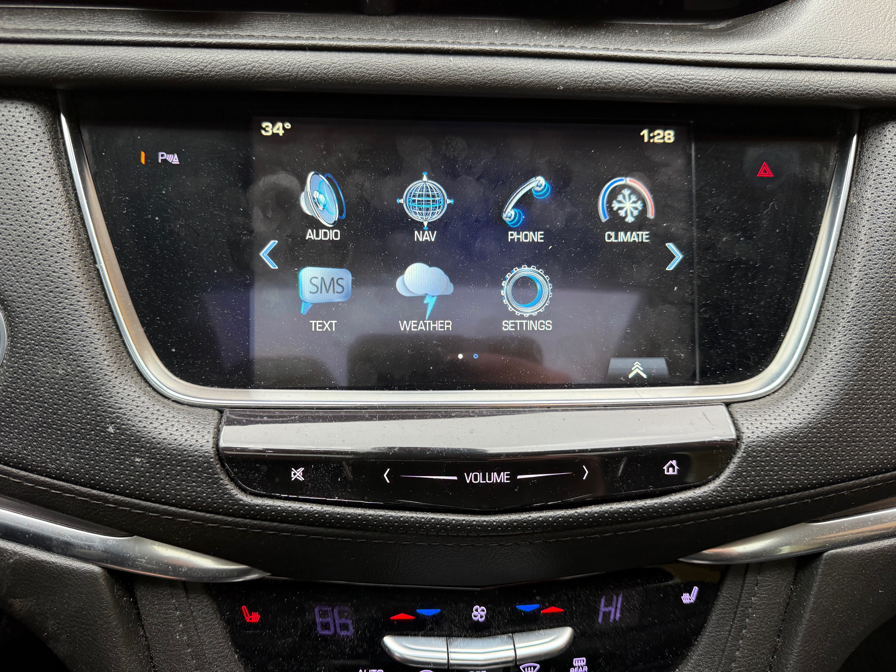 Used 2018 Cadillac XT5 Luxury FWD image 13