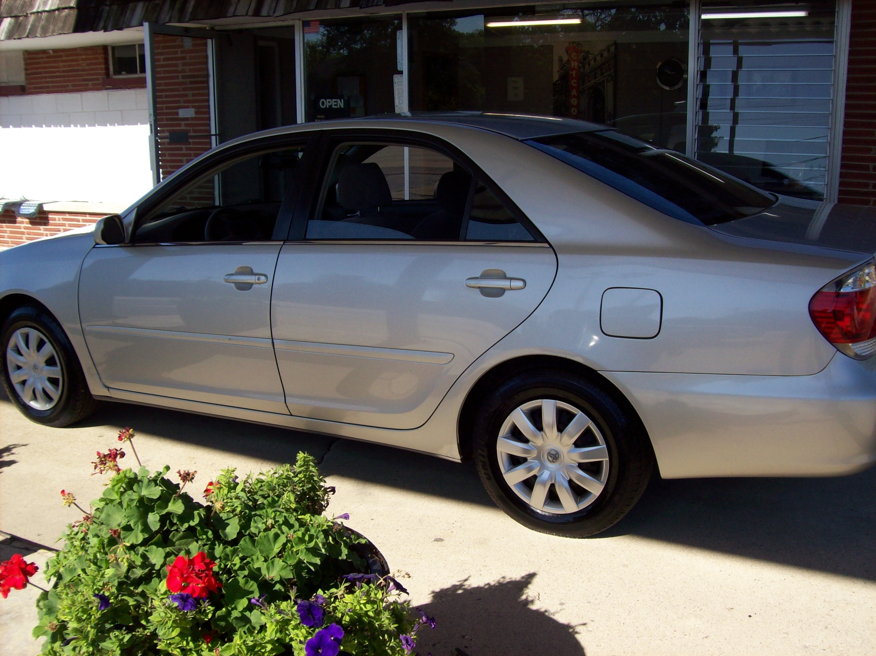 Used 2006 Toyota Camry LE Sedan 4D FWD image 7