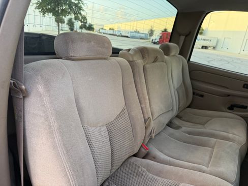 Used 2004 Chevrolet Silverado 2500 LS RWD image 85