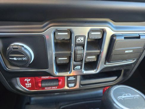 Used 2020 Jeep Gladiator Rubicon image 33