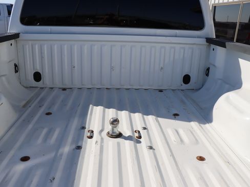 Used 2015 Ford F250 XLT image 8