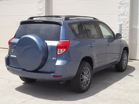 Used 2008 Toyota RAV4 4WD Limited image 4