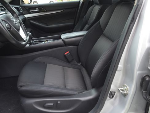 Used 2017 Nissan Maxima 3.5 S FWD image 9