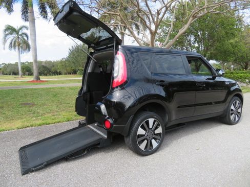 Used 2016 Kia Soul ! image 28