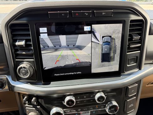 Used 2022 Ford F150 Lariat image 7