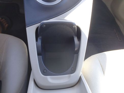Used 2010 Toyota Prius One image 19